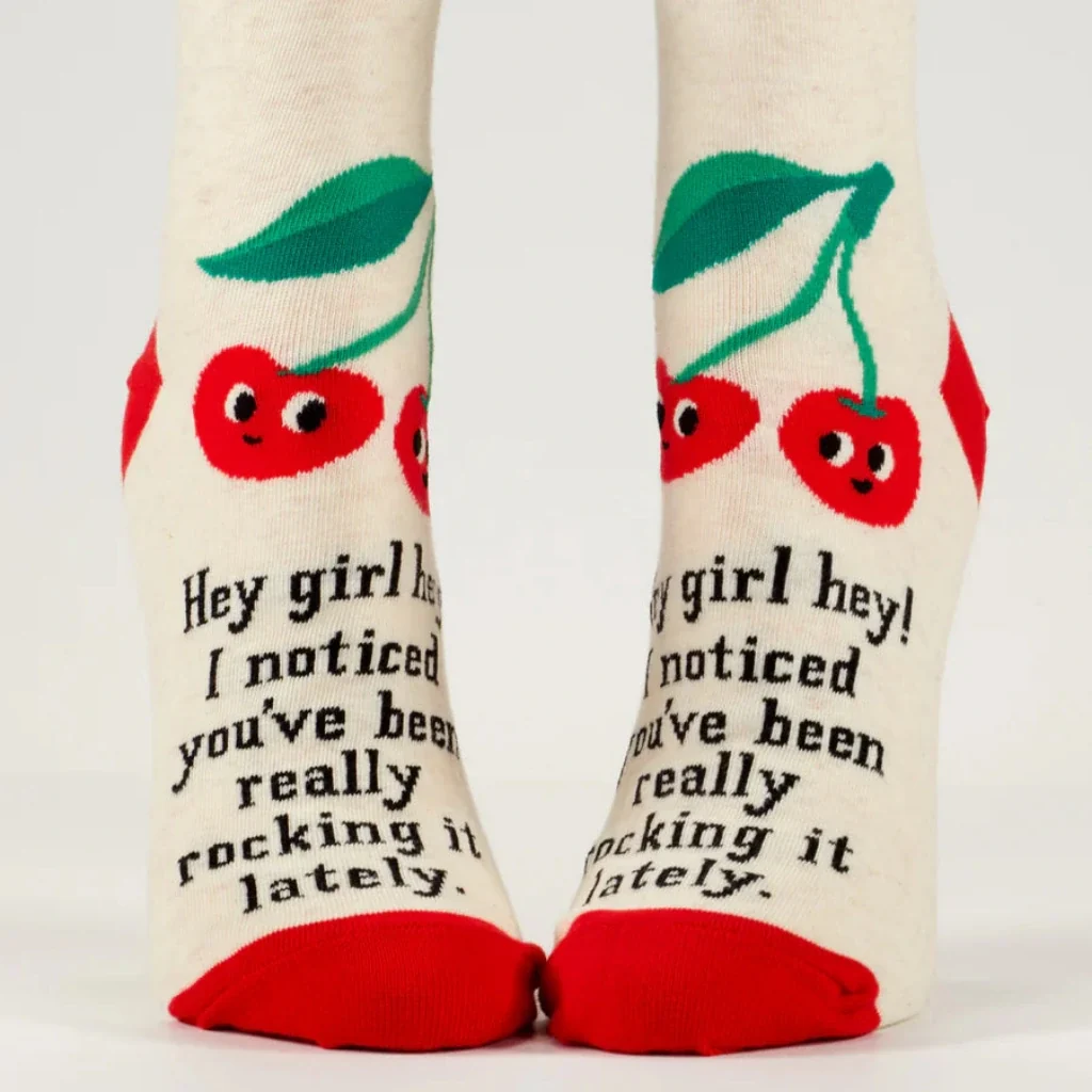 Blue Q : Hey Girl Hey! I Noticed You've Been Really Rocking It Lately. Ankle Socks