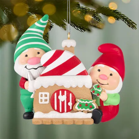 Hallmark : 2026 Keepsake Gnome for Christmas 6th in the series (126)