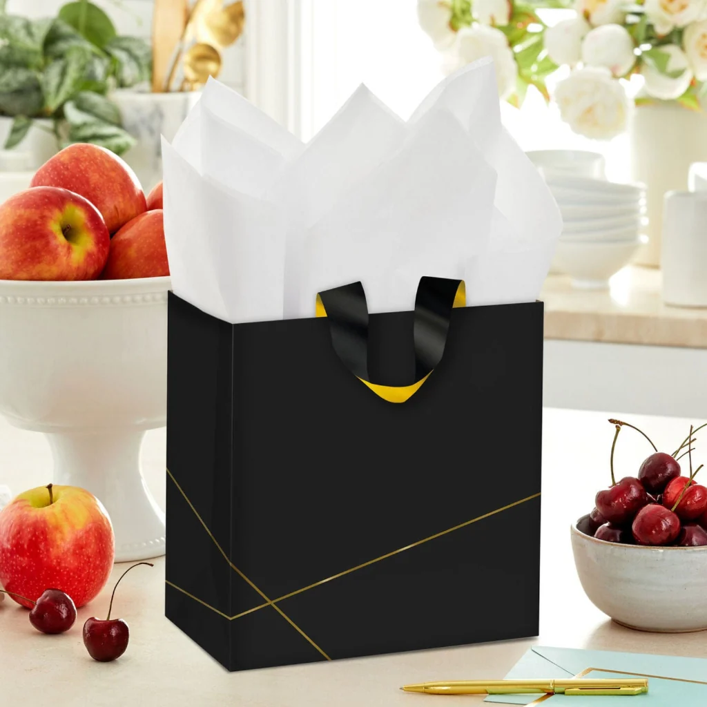 Hallmark : 7.7" Gold Lines on Black Medium Gift Bag - Image 2