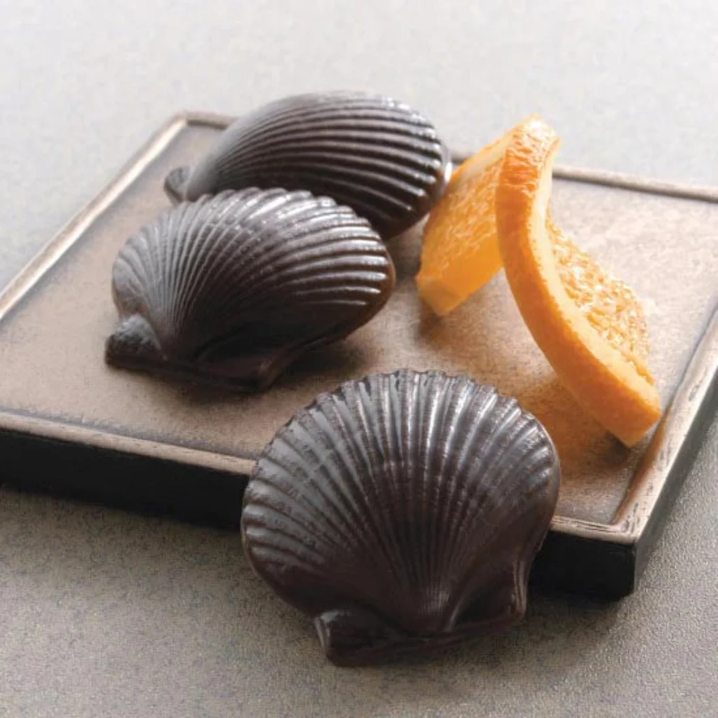 Harbor Sweets : Dark Chocolate Sweet Shells Gable Box -12 PC - Image 2