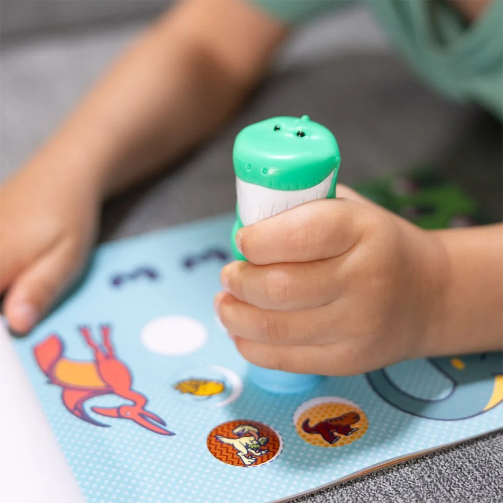 Melissa & Doug : Sticker WOW!® Activity Pad & Sticker Stamper - Dinosaur - Image 4