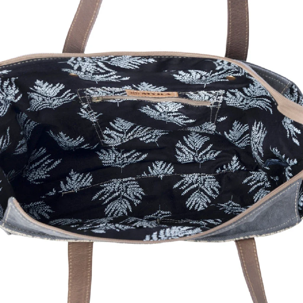 Myra Bag : Willow Mesa Messenger - Image 5