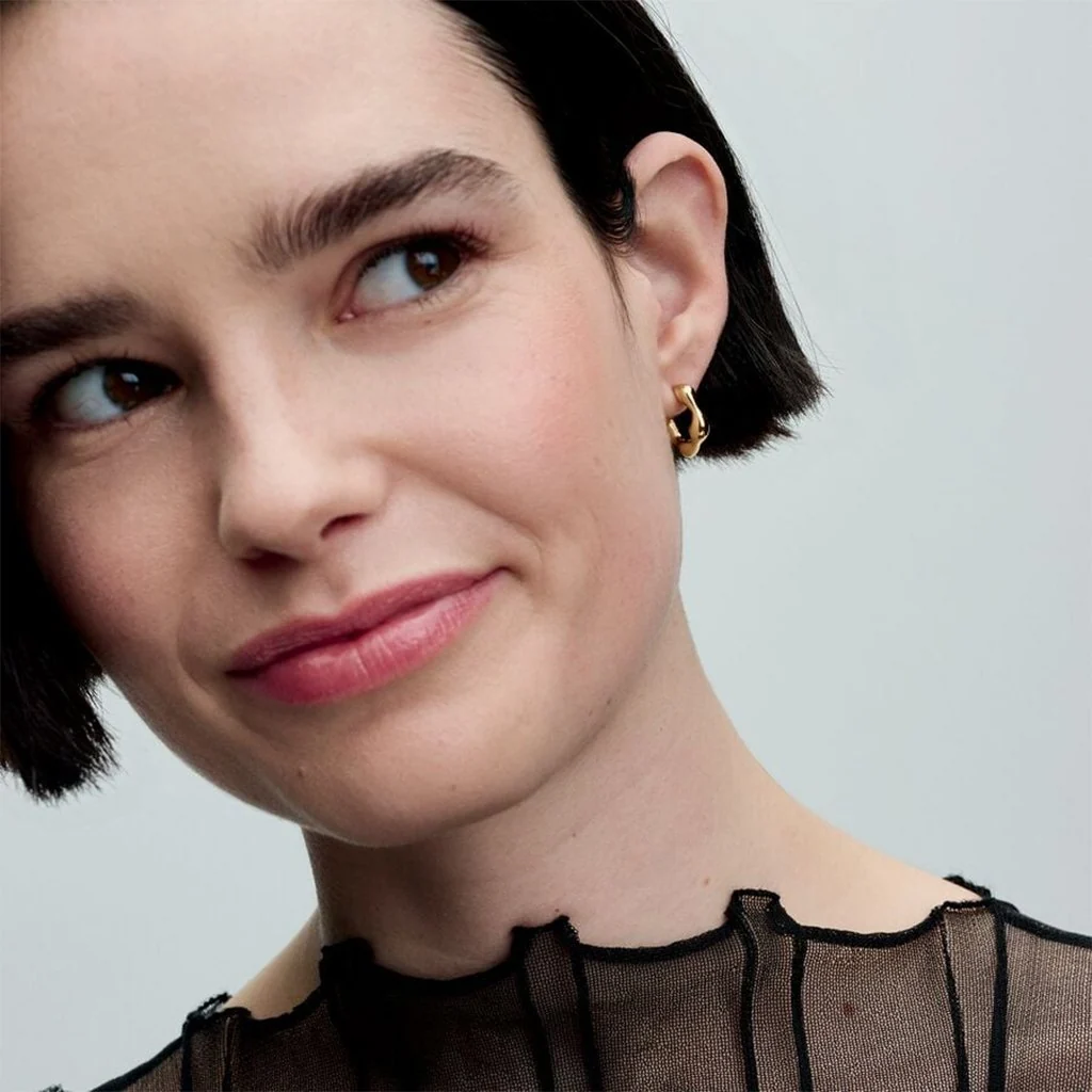PANDORA : Organically Shaped Open Hoop Earrings in Gold - Image 2