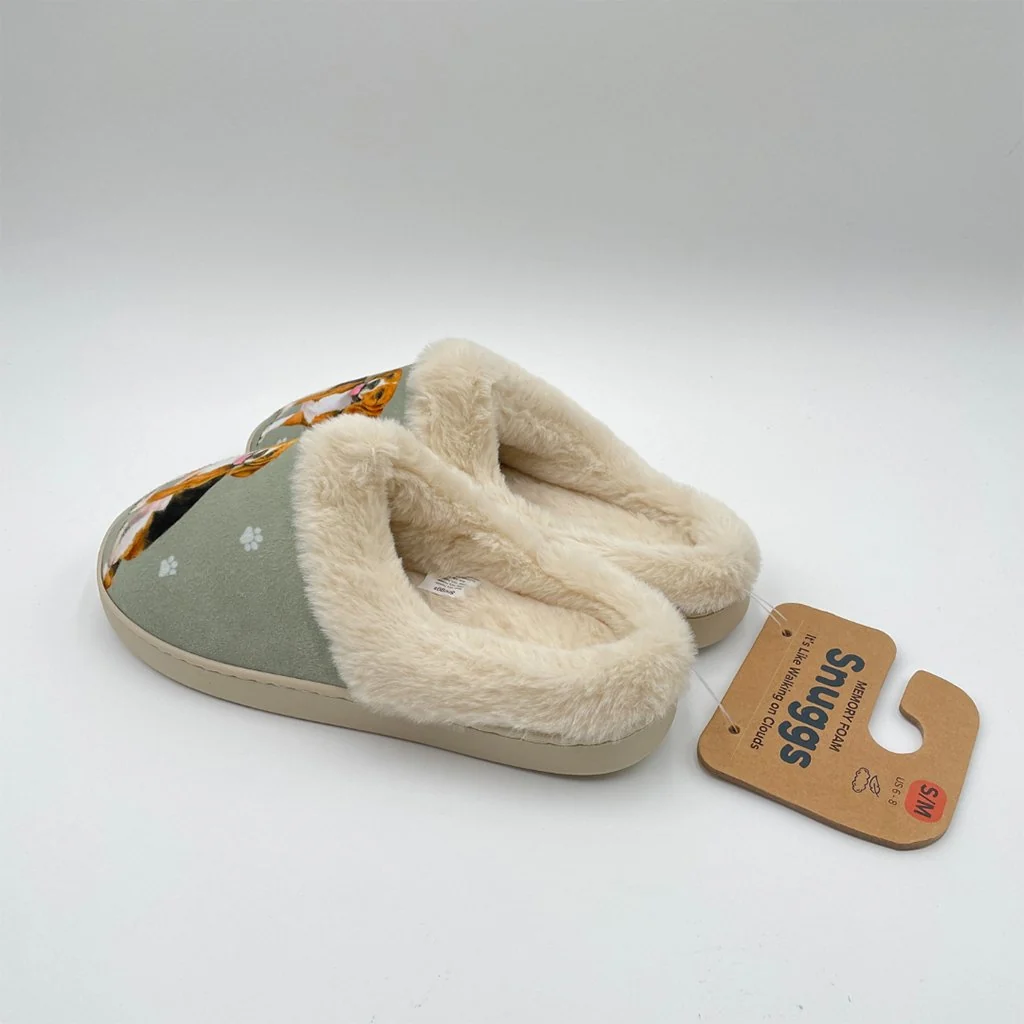 Snuggs : Beagle Slippers - Image 3