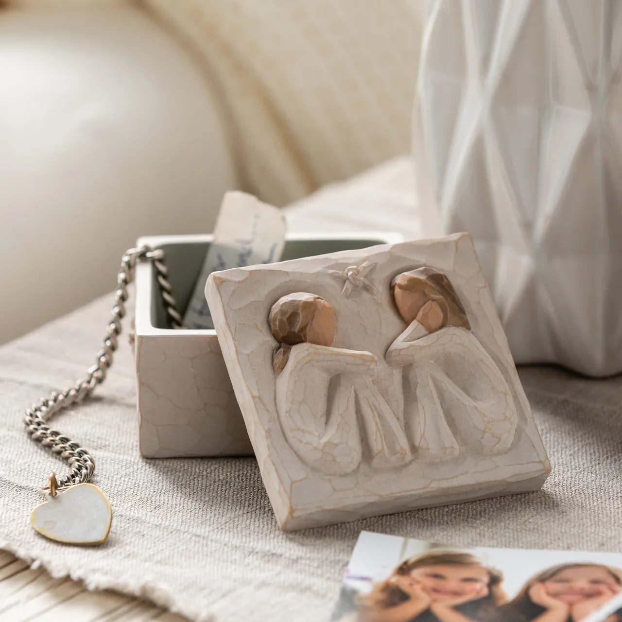 Willow Tree : Friendship Keepsake Box -Forever true, forever friends - Image 5