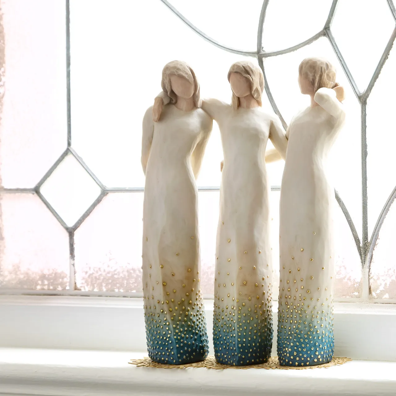 Willow Tree : Side By Side - From each other, over the years, we gather strength, through laughter and tears - Image 6